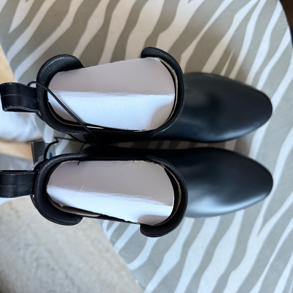 NWT A New Day Chelsea Ankle Boot Black Size 7 - Picture 5 of 12